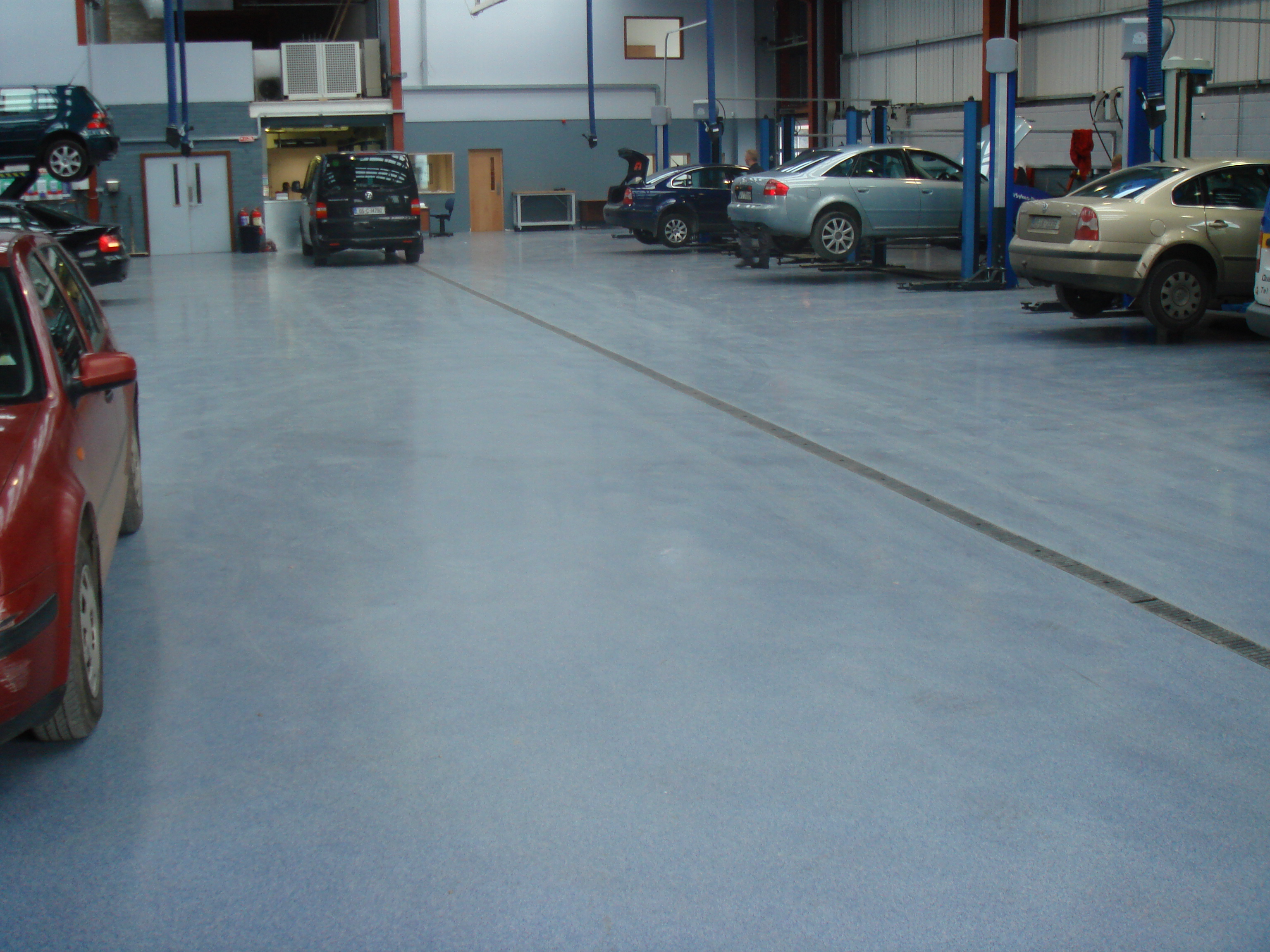 Auto Service Workshop Durable Flooring Solution