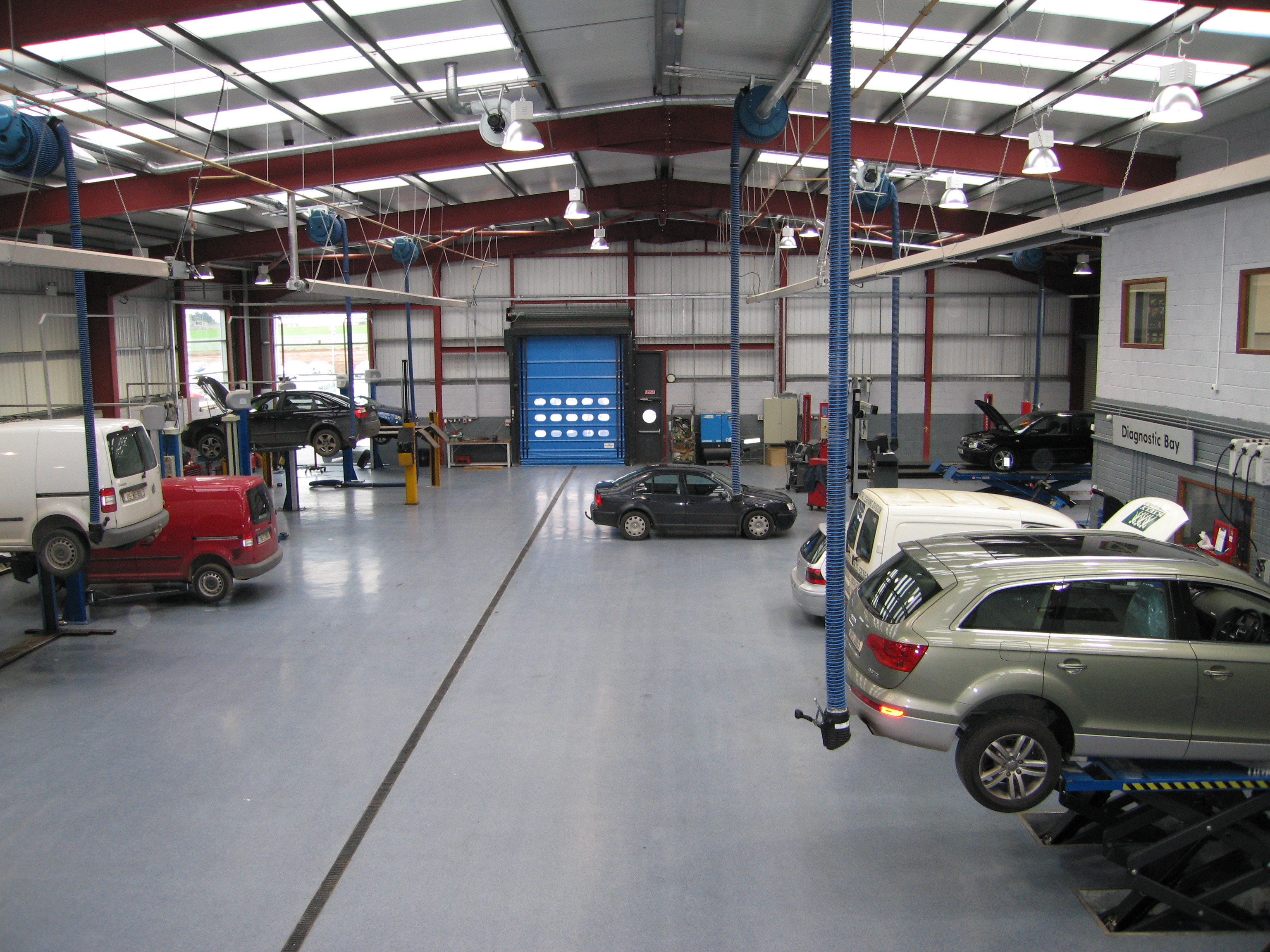 PMMA resin flooring solution for Auto Service workshop